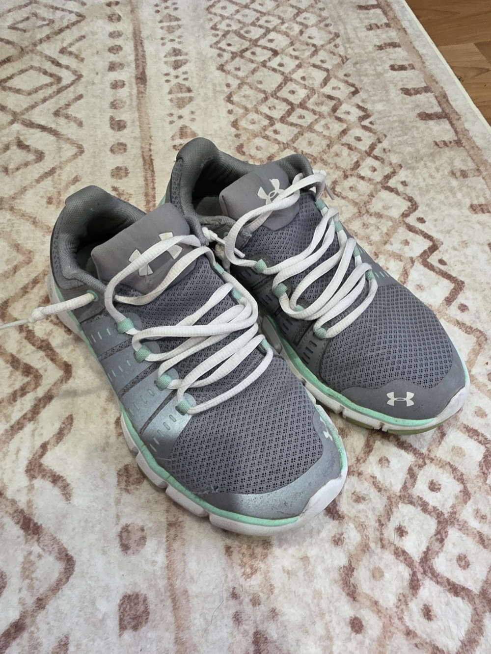 Under Armour Women’s Gray & Mint Lightweight Running Shoes